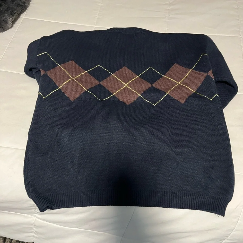 Red (Taylor’s Version) Navy Argyle Crewneck Sweater - Picture 4 of 6